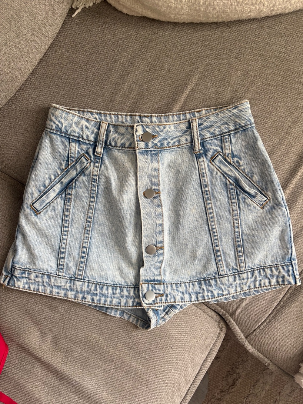 Le Lis Light Blue Denim Button-Front Skort